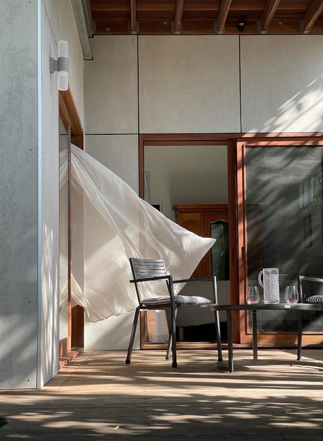 Tranquil Garden Apartment With Living Room วูลองกอง ภายนอก รูปภาพ